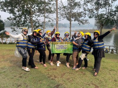 Kisah Inspiratif UMKM: Dewi Sartika Sari, Jalan-jalan Demi Kesehatan Malah Ciptakan Lapangan Kerja Baru